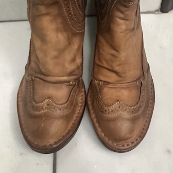 FRED SEGAL DISTRESSED LEATHER ANKLE BOOTIES, US SIZE 38, COGNAC BROWN - Picture 9 of 12